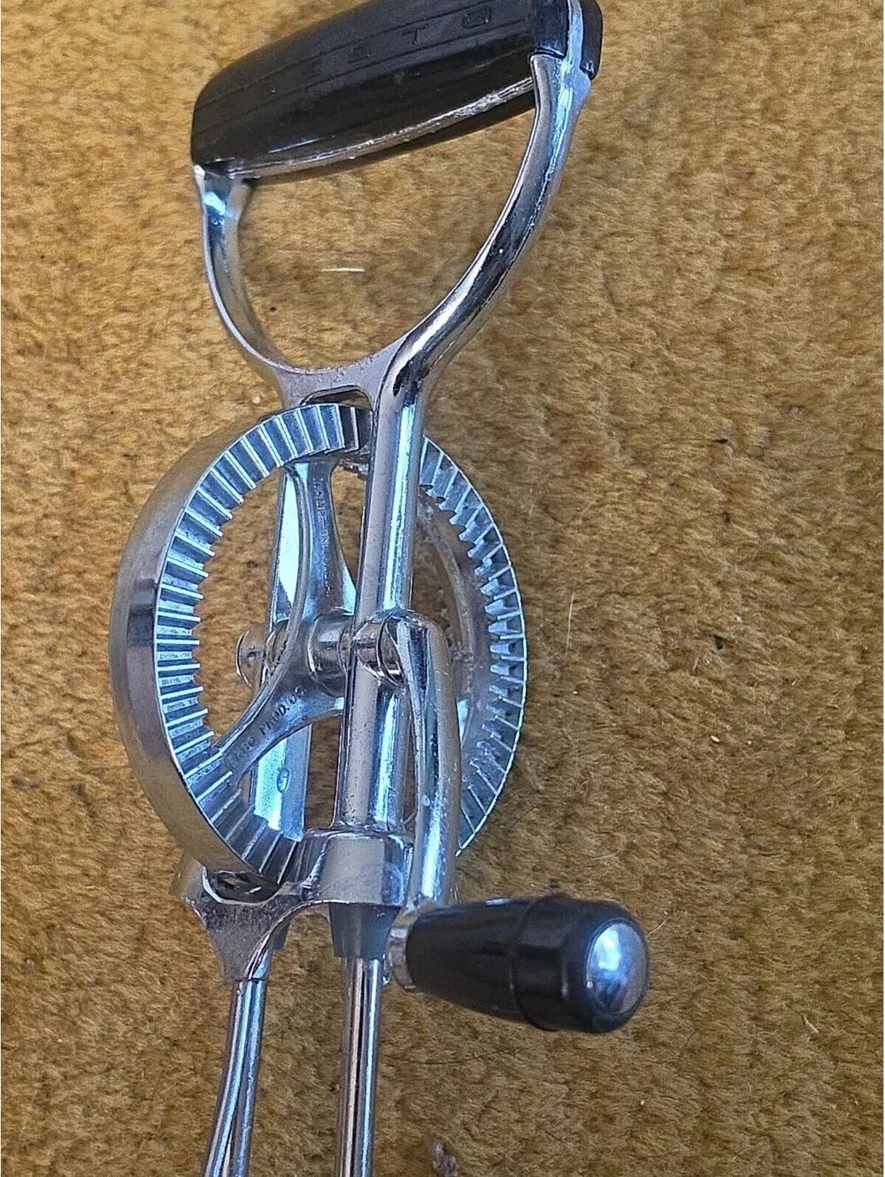 Vintage Ecko Best Hand Held Mixer Egg Beater Black Handle Stainless Steel